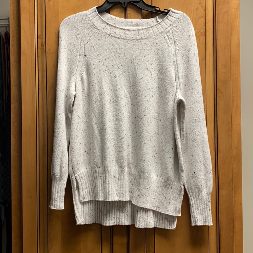 Old navy neutral sweater